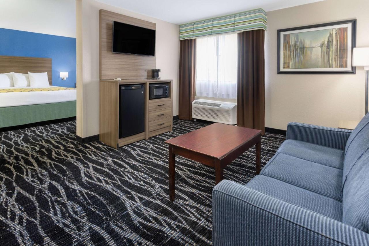 Hotel Baymont By Wyndham Saraland Exteriér fotografie